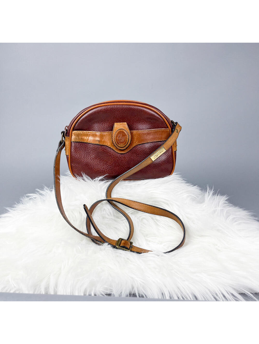 Vintage Oggi Domani Brown Leather Crossbody Bag